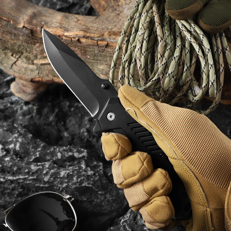 Outdoor Camping Hiking Survival Pocket Folding Knives in Stainless Steel 420 and Aluminum Blade