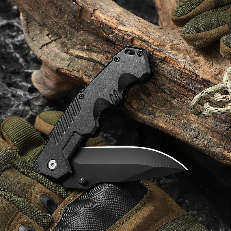 Outdoor Camping Hiking Survival Pocket Folding Knives in Stainless Steel 420 and Aluminum Blade