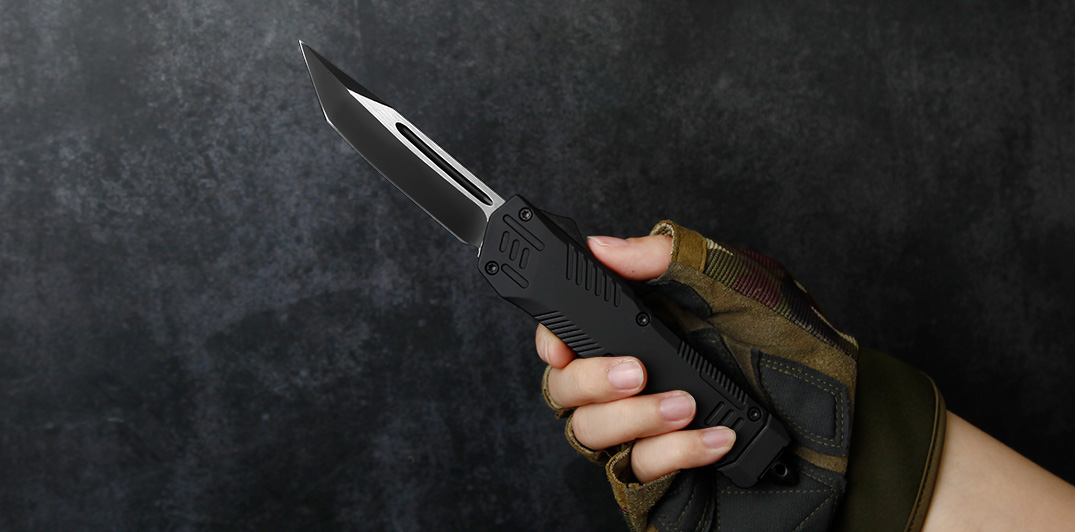 OTF Automatic Knife