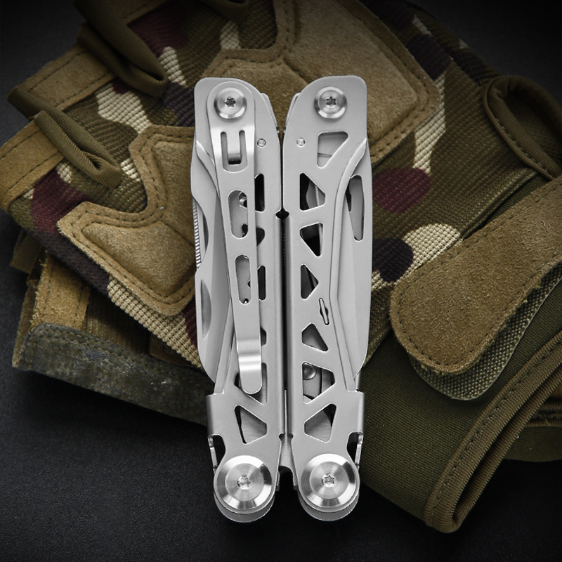 18-in-1 Multi-Functional Everyday Carry Pocket Tool