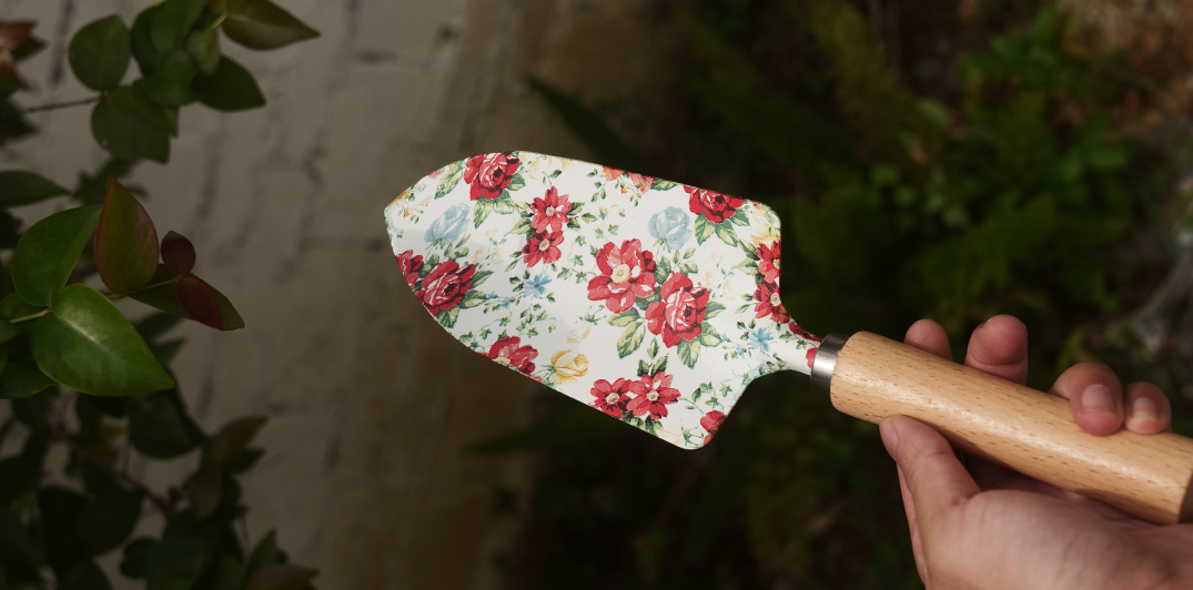 rust resistant lawn tools