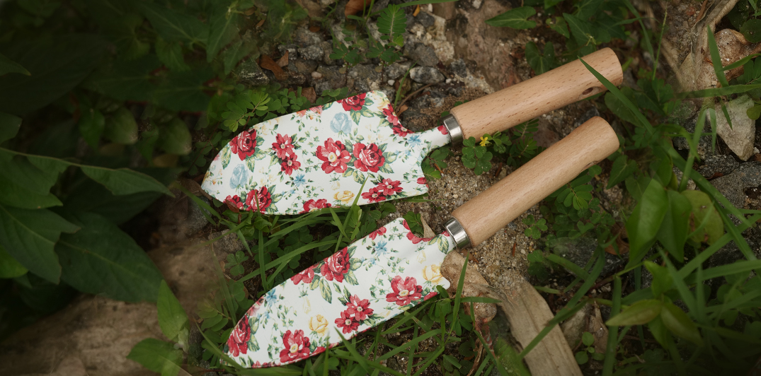 cute gardening set