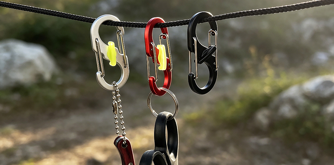rust resistant small hooks